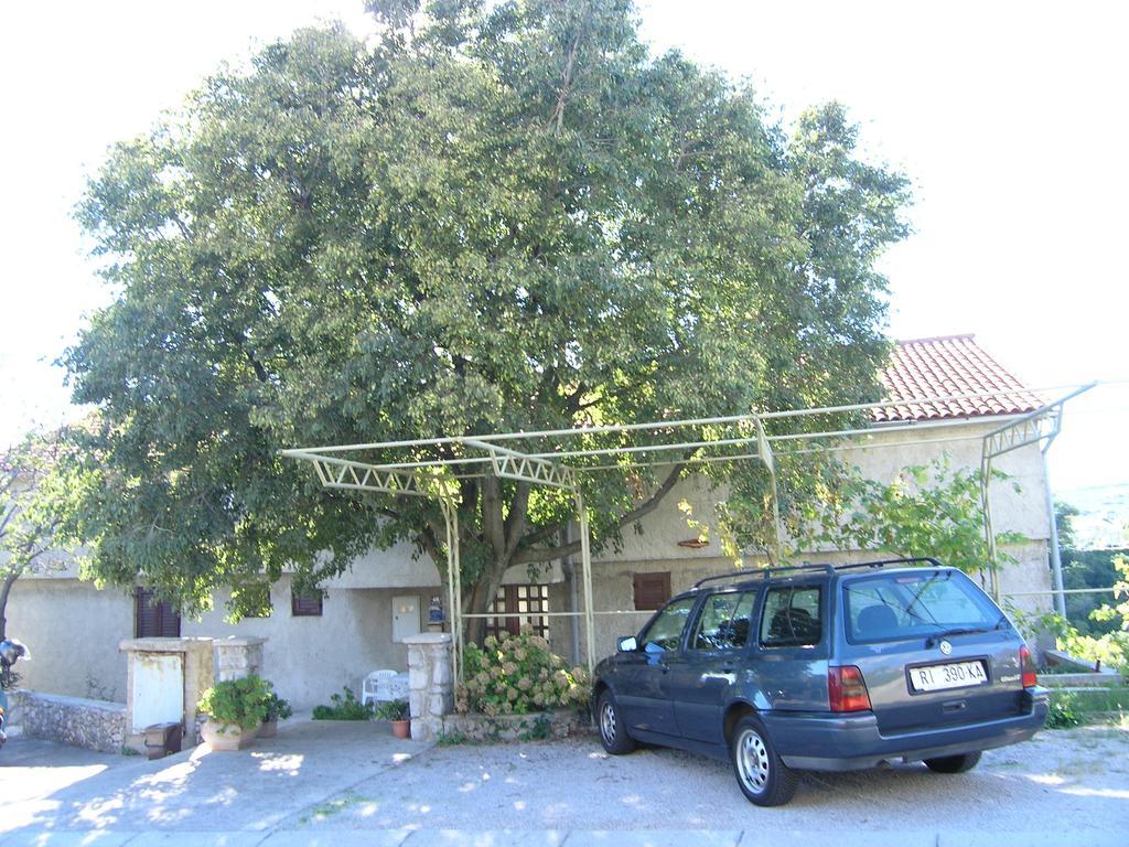 Apartments Dagmar Krk Town Exterior foto